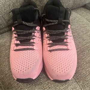 Thorogood Womens 7.5M Pink Safety Toe Work Shoes ASTM EH Slip Resistant 509-0103